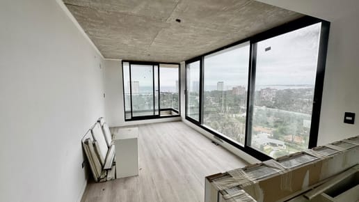 Apartamento en venta c/ cochera en Cantegril