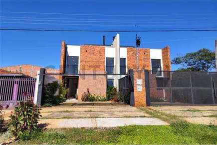 Venta de Casa Dúplex en Luque, Central