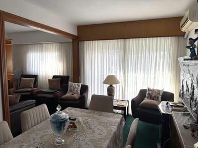 Apartamento en venta c/ cochera en Parque Batlle