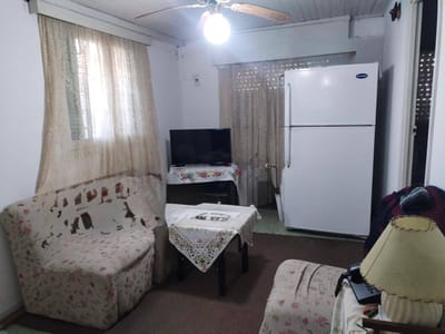 Terreno en venta en Buceo con mejoras