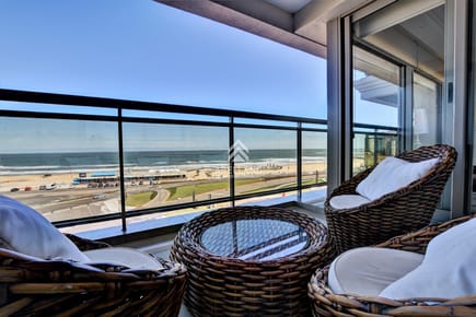 Apartamento 3 Dormitorios en Imperiale, Frente al Mar