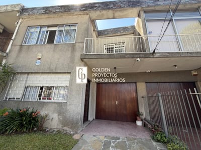 Casa en Alquiler 3 Dormitorios Opción 4 con Garage en Buceo