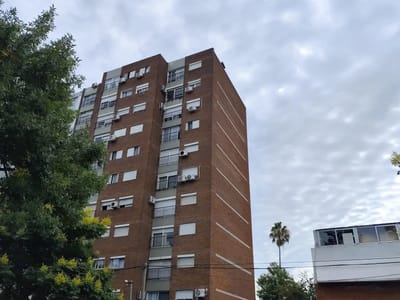 Venta Apartamento 2 dormitiorios, en Larrañaga.