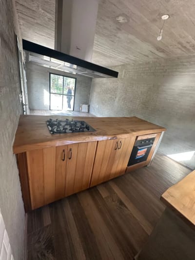 Casa en venta c/ cochera en Los Titanes