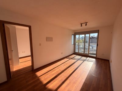 ALQUILER LUMINOSO APARTAMENTO DE 1 DORMITORIO CON DOS TERRAZAS EN CORDÓN