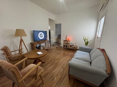 Venta Apartamento, 2 Dorm, 1 Baño Con Balcón En La Blanqueada. Inm Atlántida.