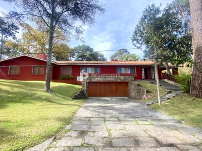 Venta casa en mansa 4 dormitorios, piscina| Punta del Este
