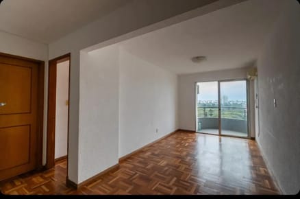Alquiler Apartamento De 1 Dormitorio Con Balcón Al Frente Excelente Ubicación En Centro