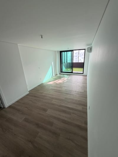 VENTA  Monoambiente con Jardin Privado de 13m2 - Punta Carretas