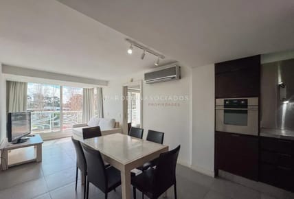 Departamento en Venta de 1 dormitorio en Edificio Yoo, Punta del Este