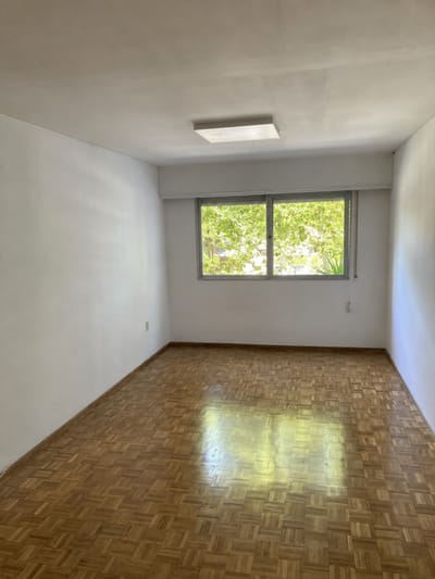 ALQUILER DE APARTAMENTO VIVIENDA O OFICINA, 3DORM, CON GARAJE , TRES CRUCES