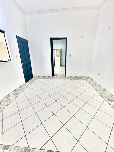 En Alquiler Amplia Casa para Oficina en Asunción - Centro A436