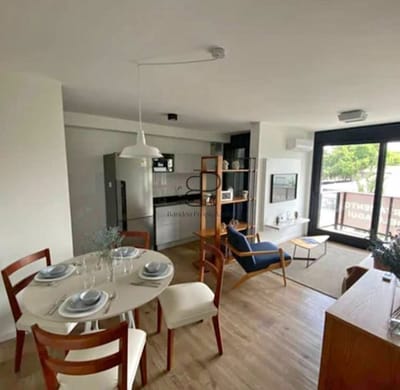 Alquiler Apartamento 2 Dormitorios Aguada con balcon