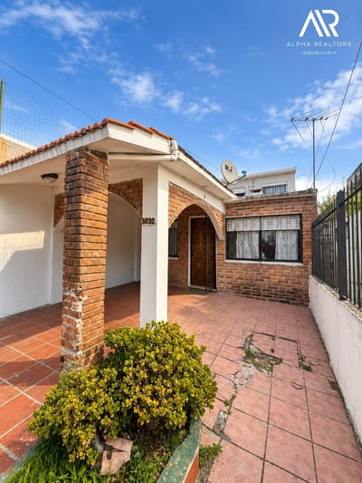 Casa en venta c/ cochera en Malvin Norte