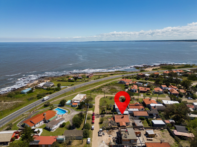 Venta Casa Playa Grande A Metros Del Mar