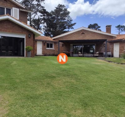 Casa en Lugano - Punta del Este