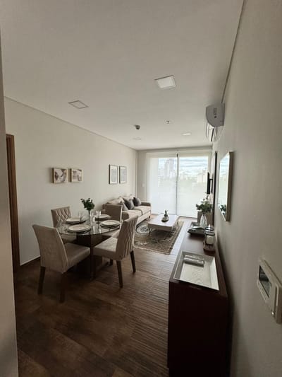 Exclusivo Departamento Amoblado de Dos Dormitorios en Alquiler en el Prestigioso Barrio Carmelitas
