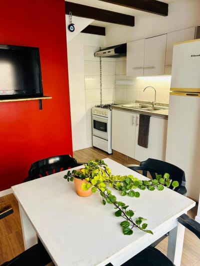 Alquiler Apartamento Dúplex Amoblado 1 Dormitorio 2 Baños Sin Gastos Comunes En Pocitos