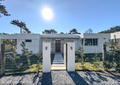 Casa en Venta de 3 Dormitorios en la Barra