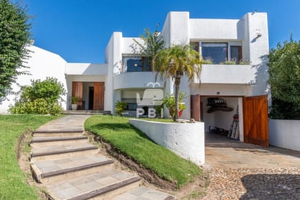 Casa en Punta Ballena 4 dormitorios - Ref : PBI13597