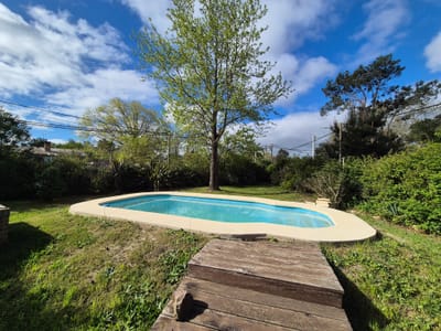 TERRENO ESQUINA CON PISCINA