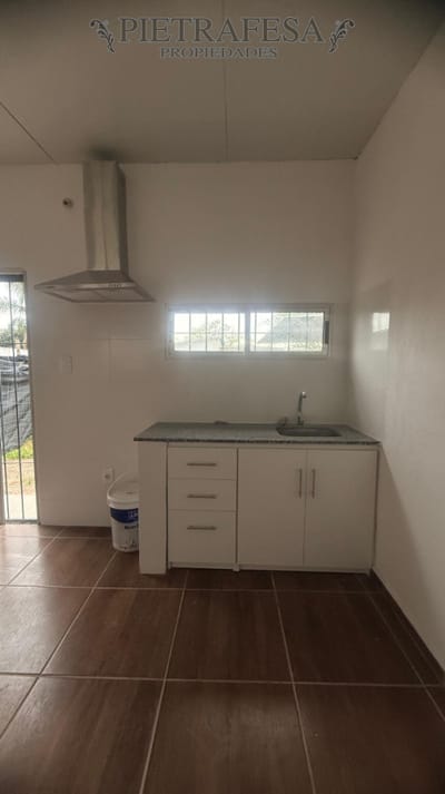 Apartamento en alquiler, 1 dormitorio, 1 baño , patio, cochera, Zorrilla de San Martin, Paso Carrasco.