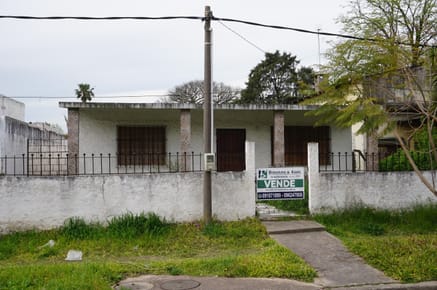 Casa en alquiler c/ cochera en Peñarol