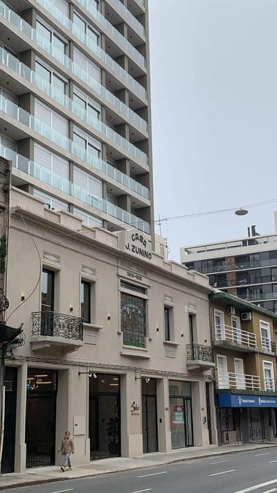 Venta apartamento 1 dormitorio con patio en Cordón