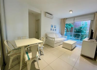 Apartamento en alquiler c/ cochera en Cantegril