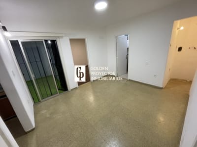 Apartamento en alquiler un dormitorio y patio en parque batlle