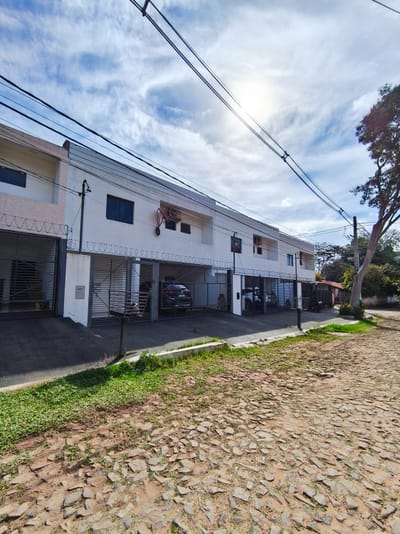 VENDO DUPLEX EN OFERTA EN FDO DE LA MORA ZONA SUR