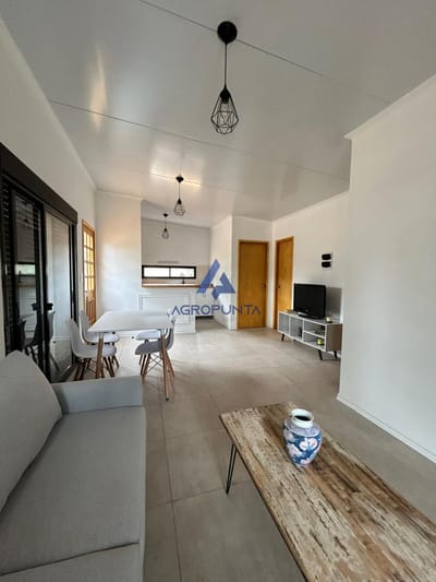 Venta o Alquiler temporal Casa en La Barra 2 Dormitorios