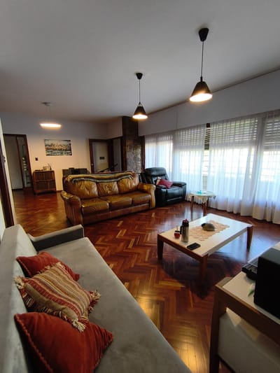 Casa  en  Malvin muy cómoda, de espacios amplios!