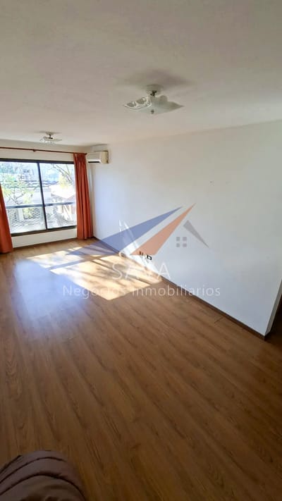 Alquiler Apartamento 2 Dormitorios en Tres Cruces! Se Aceptan Mascotas. Garage Incluido