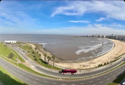 Apartamento en venta 4 dormitorios c/ cochera en Pocitos Nuevo