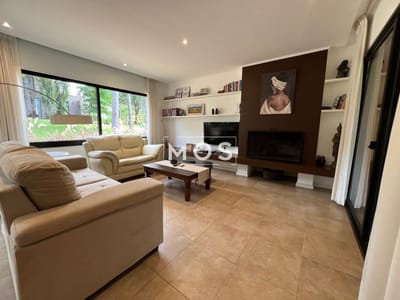 Alquiler anual y venta casa 2 dormitorios en Barrio privado