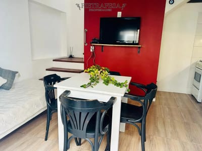 Apartamento en alquiler, monoambiente, 1 baño. Amueblado. Pocitos.