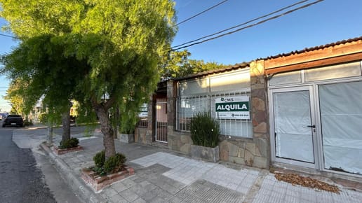 COD-1570 Invertí donde todo pasa | Propiedad con doble frente y múltiples posibilidades