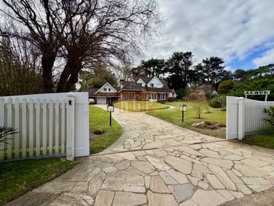 VENTA Casa en Golf - Punta del Este, a pasos del mar