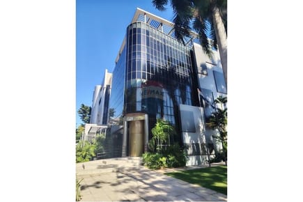 EDIFICIO CORPORATIVO FINANSUD EN VENTA