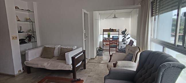 Apartamento en venta c/ cochera en Cantegril
