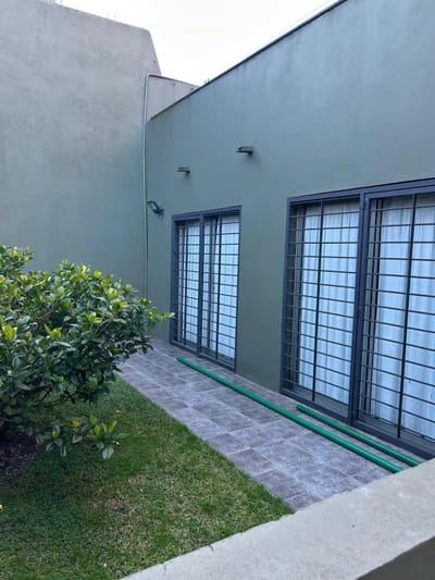 Alquiler Apartamento 2 dormitorios, Buceo c/ cochera