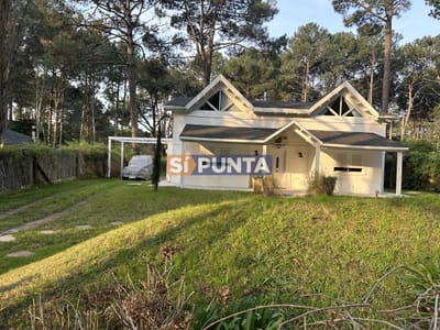 Casa zona golf club del lago, Punta Ballena