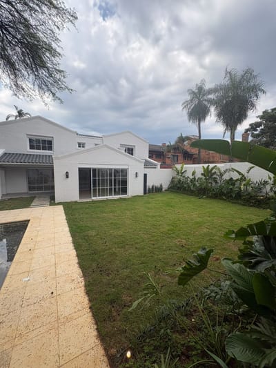 EN VENTA VIVIENDA EN MBURUCUYA