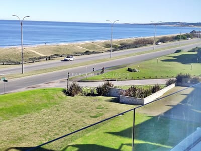 Departamento en venta en Lumiere, Oportunidad en Punta del Este
