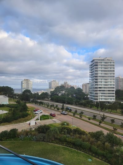 Departamento en venta en One I, Oportunidad en Punta del Este