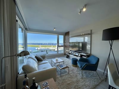 Departamento en venta en Poseidón, Oportunidad en Punta del Este
