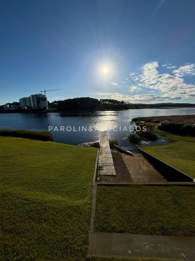 Departamento en venta en Terrazas de la Laguna, Oportunidad en Punta del Este
