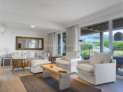 Departamento en venta en Palcos de Mar, Oportunidad en Punta del Este