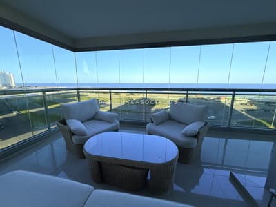 Departamento en venta en Imperiale, Oportunidad en Punta del Este